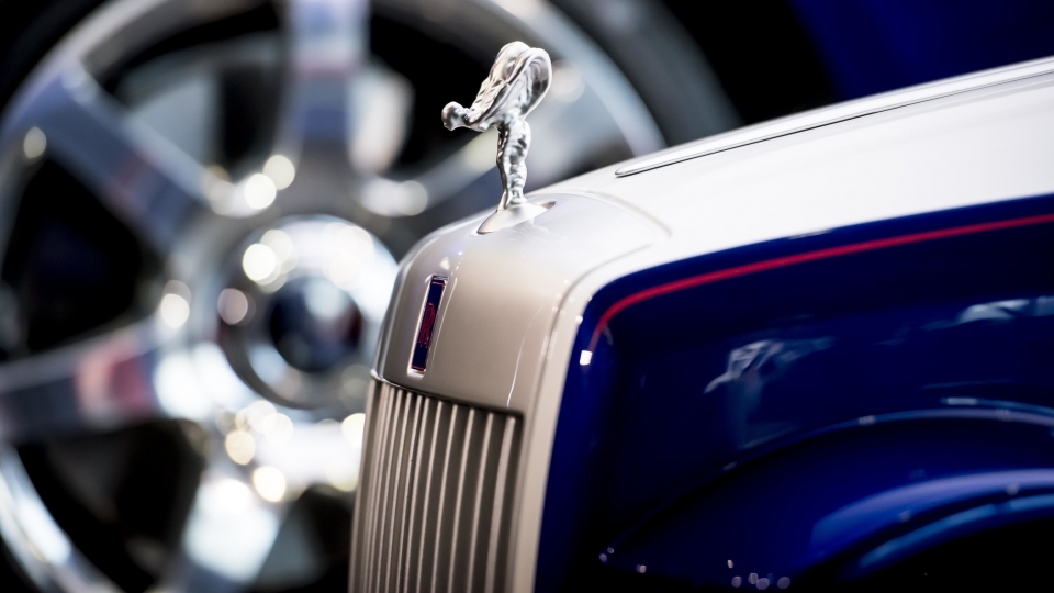 dao pho theo phong cach sieu sang voi rolls royce srh