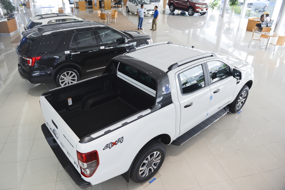chi tiet ford ranger wildtrak 22l at 4x4 vua ra mat tai viet nam