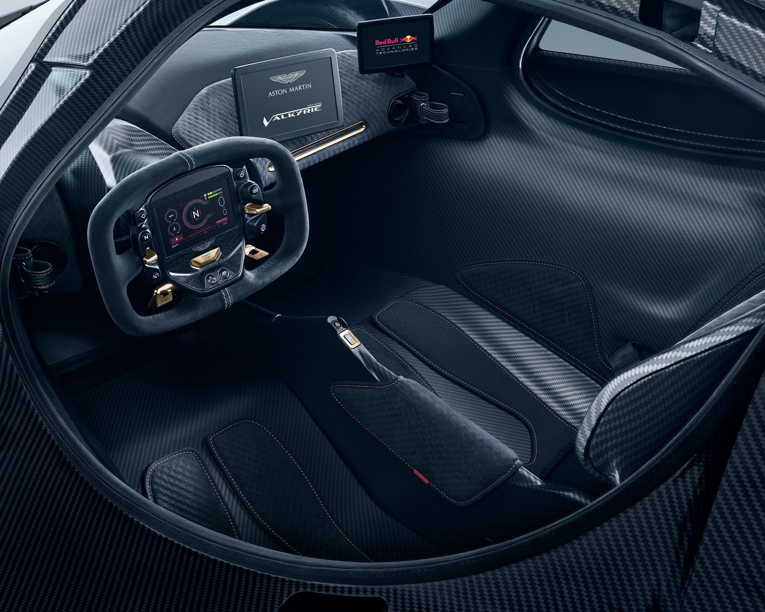 Siêu xe "ngàn mã lực" Aston Martin Valkyrie xuất hiện đầy ấn tượng sieu xe ngan ma luc aston martin valkyrie xuat hien day an tuong