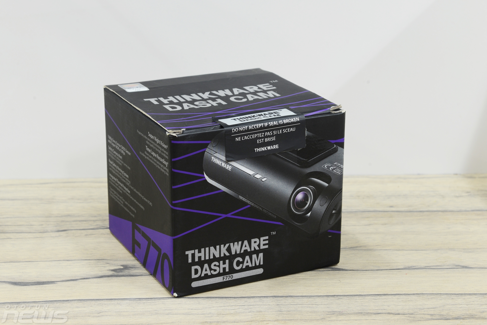 Camera hành trình THINKWARE F770: Đắt liệu có “xắt ra miếng”? camera hanh trinh thinkware f770 dat lieu co xat ra mieng