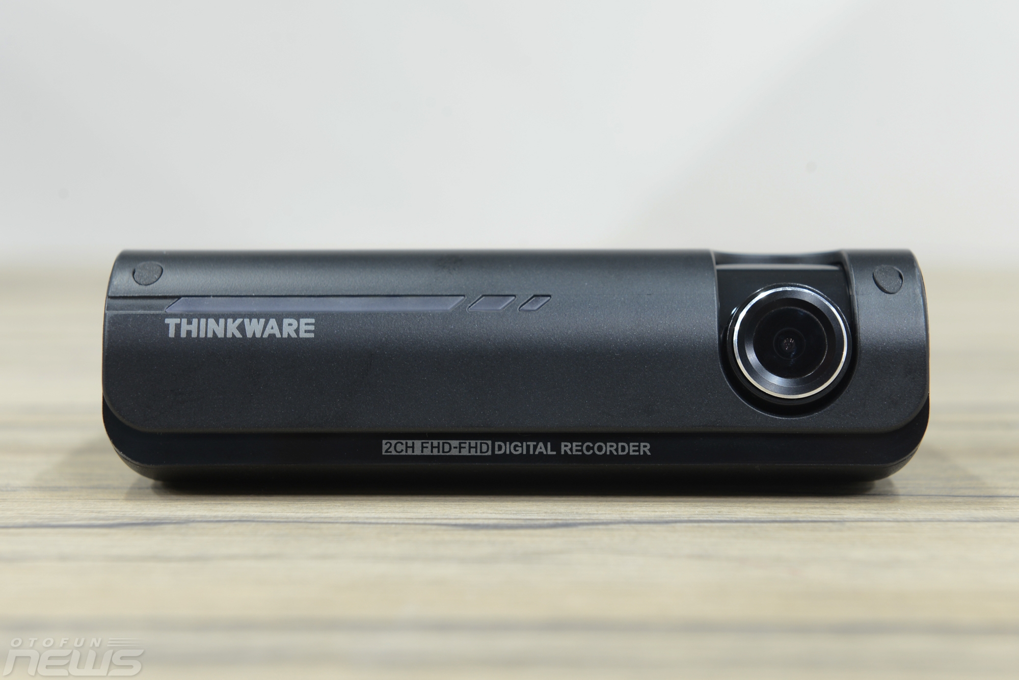 Camera hành trình THINKWARE F770: Đắt liệu có “xắt ra miếng”? camera hanh trinh thinkware f770 dat lieu co xat ra mieng