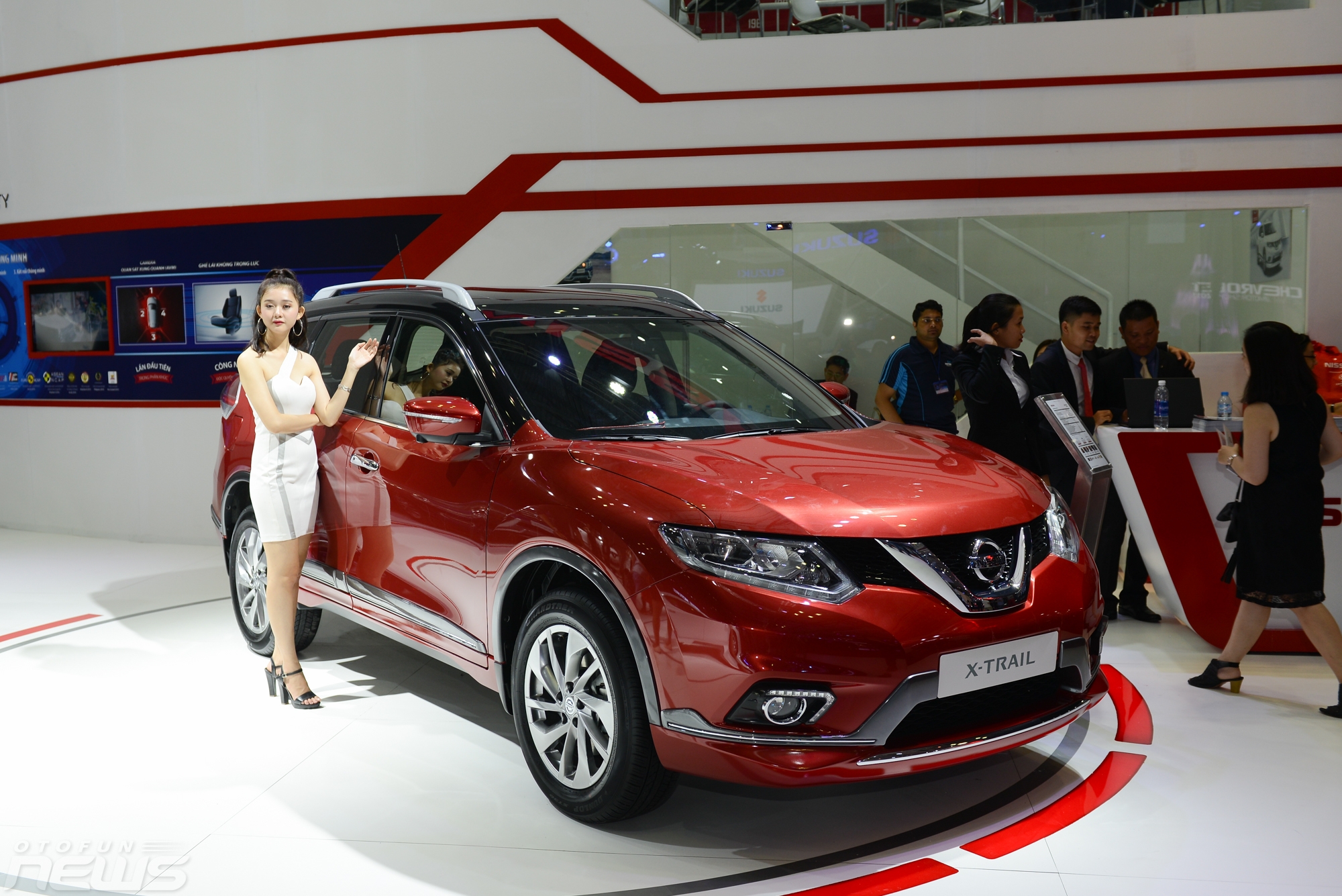 vms 2017 nissan trinh dien tron bo suu tap cac phien ban cao cap