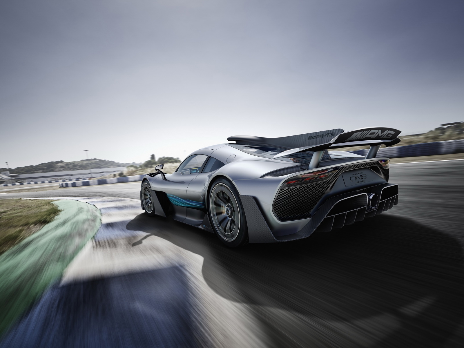 frankfurt 2017 quai vat toc do mercedes amg project one lo dien