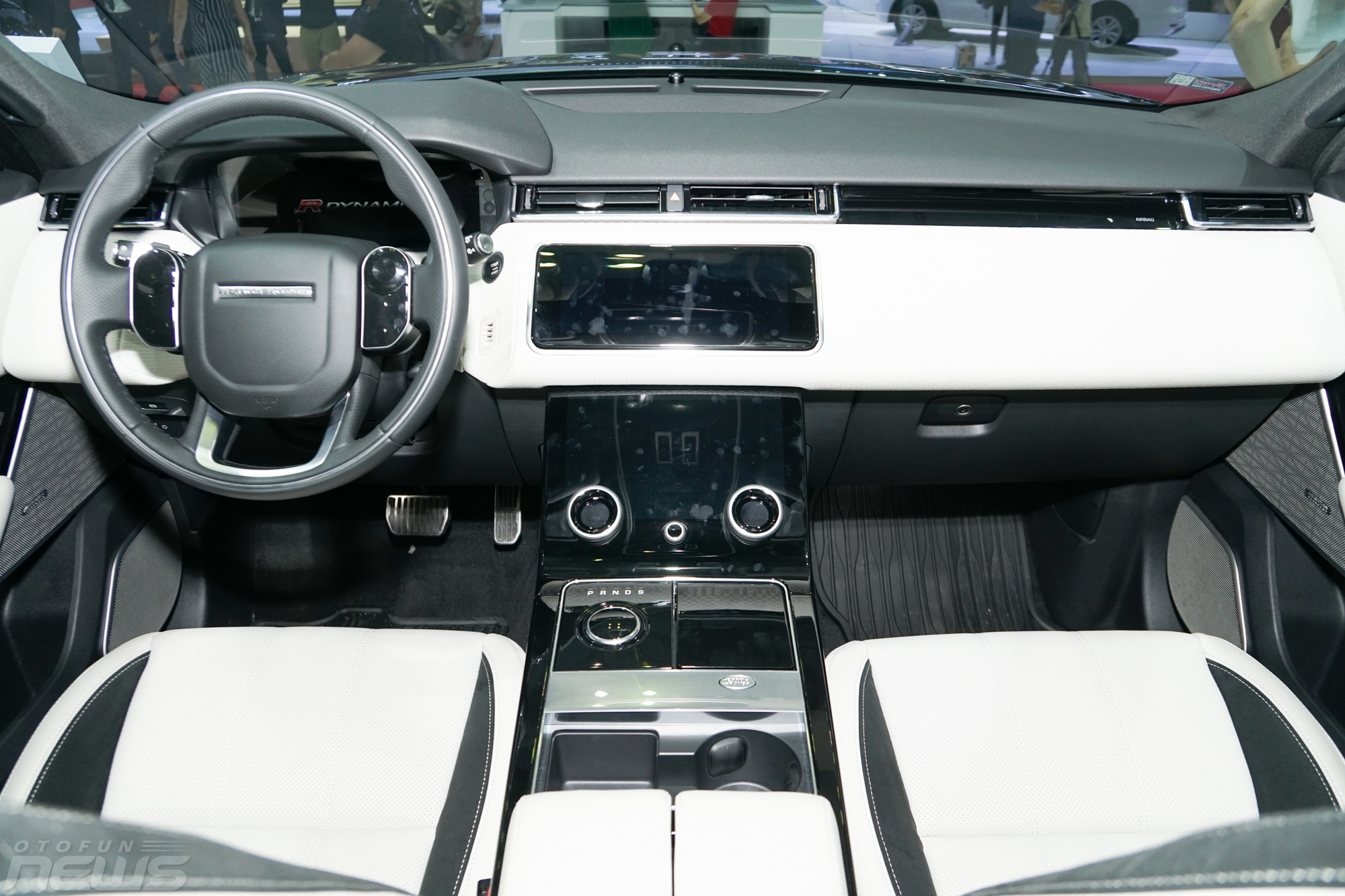 vims 2017 range rover velar chinh thuc ra mat thi truong viet
