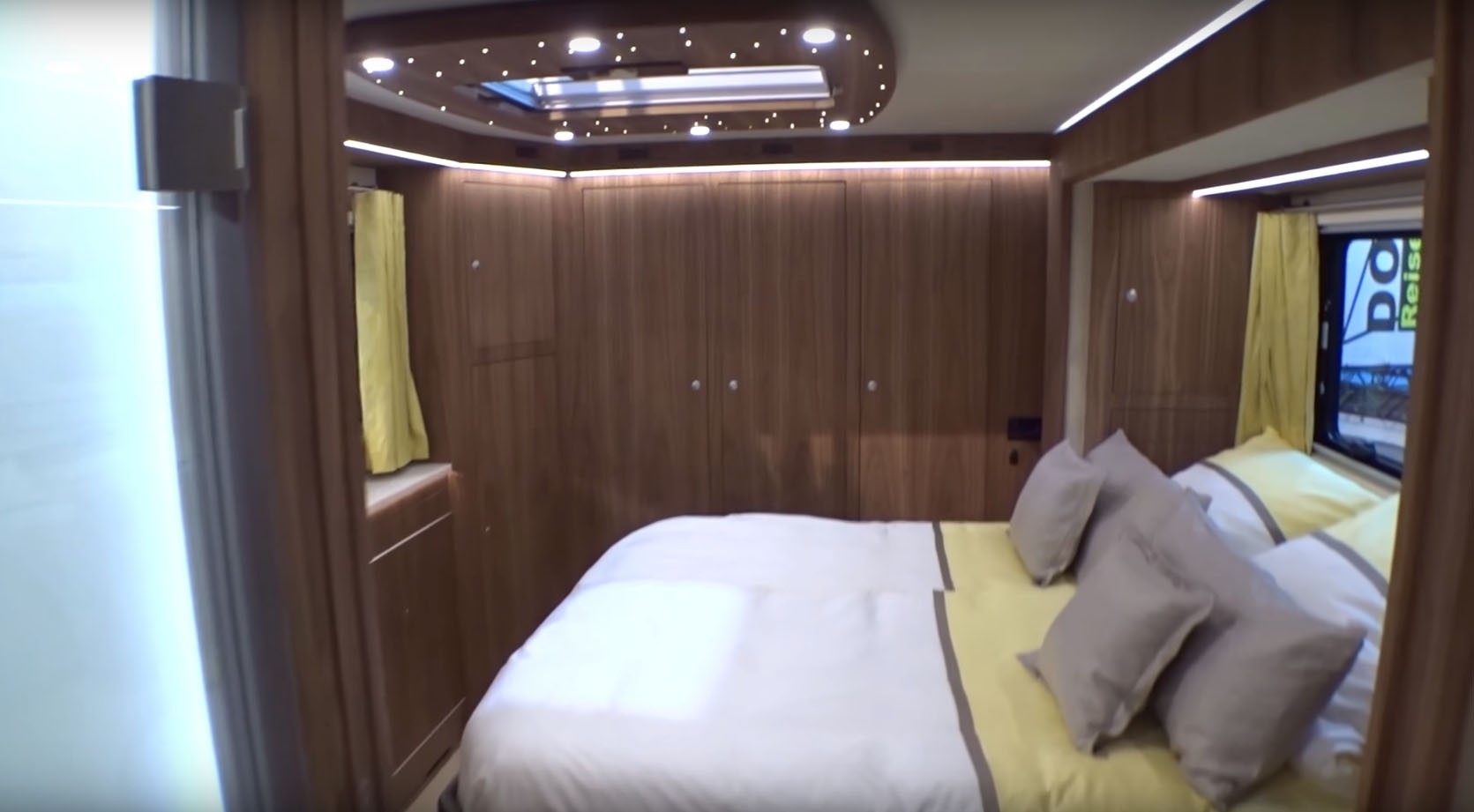 volkner mobil performance motorhome gia trieu do